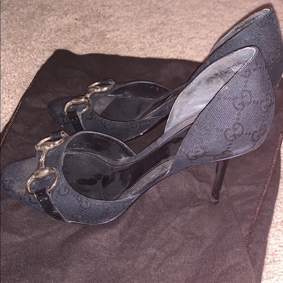 AUTHENTIC Gucci sandal - Picture 2 of 4